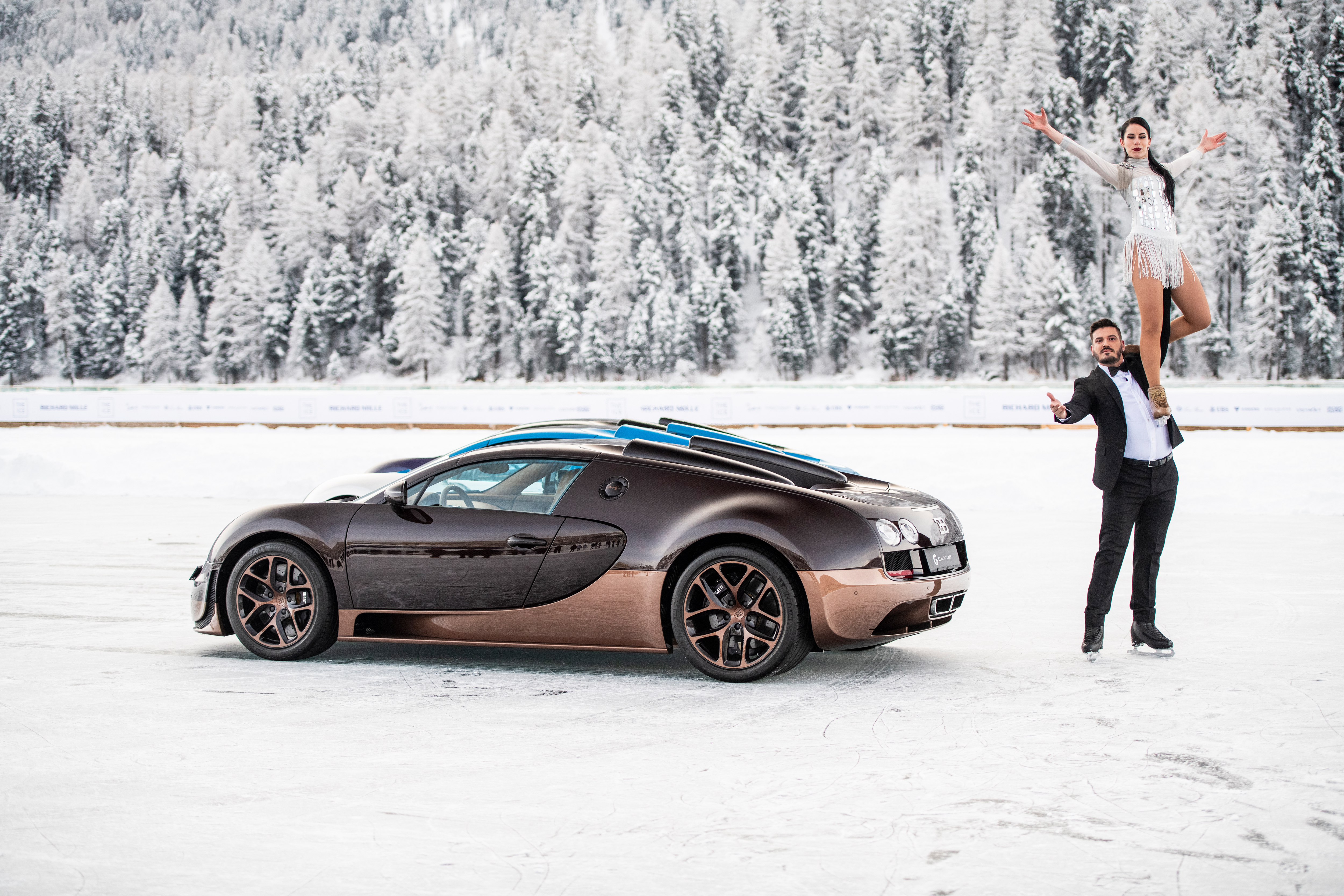 Three Veyron masterpieces took to the ice in a display fusing unmatched performance and unique refinement.